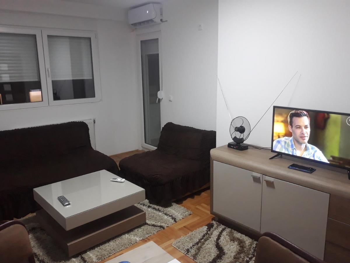 Apartman Vranje Apartment Екстериор снимка