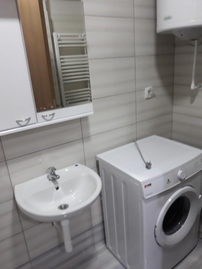 Apartman Vranje Apartment Екстериор снимка