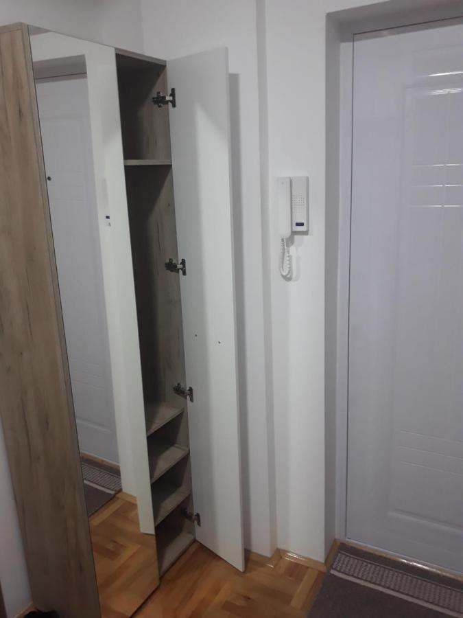 Apartman Vranje Apartment Екстериор снимка