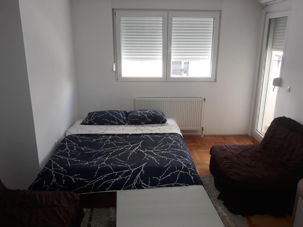 Apartman Vranje Apartment Екстериор снимка