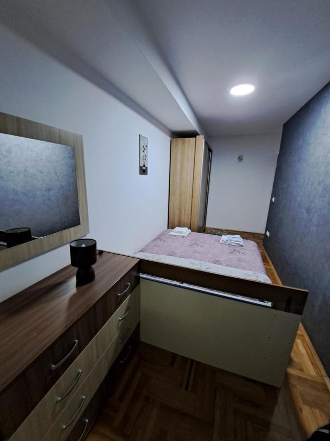 Apartman Vranje Apartment Екстериор снимка