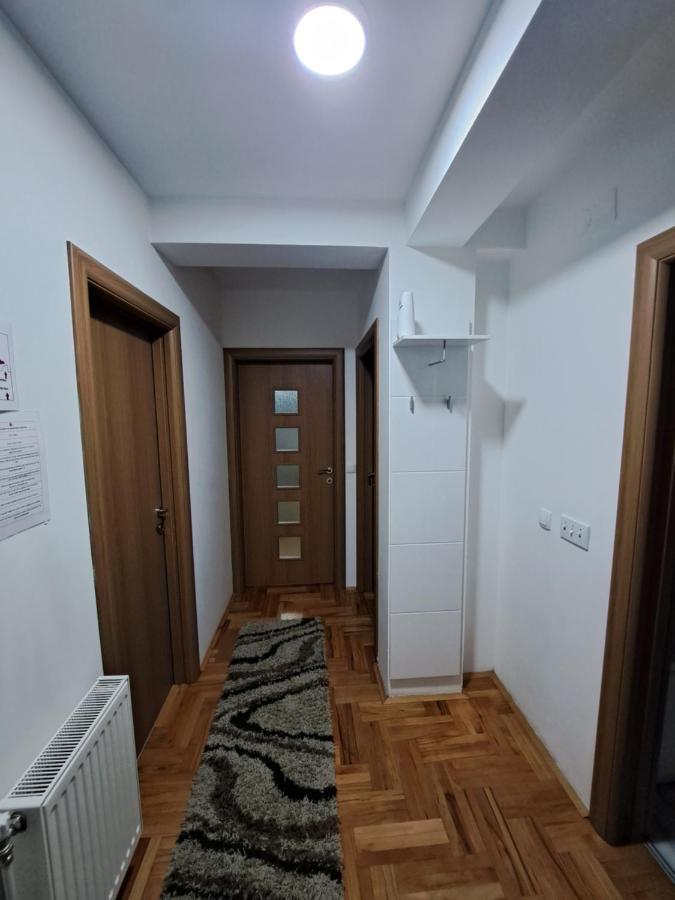 Apartman Vranje Apartment Екстериор снимка